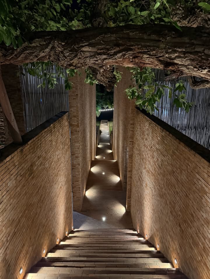 นาย - ณภัทร เสียงสมบุญ