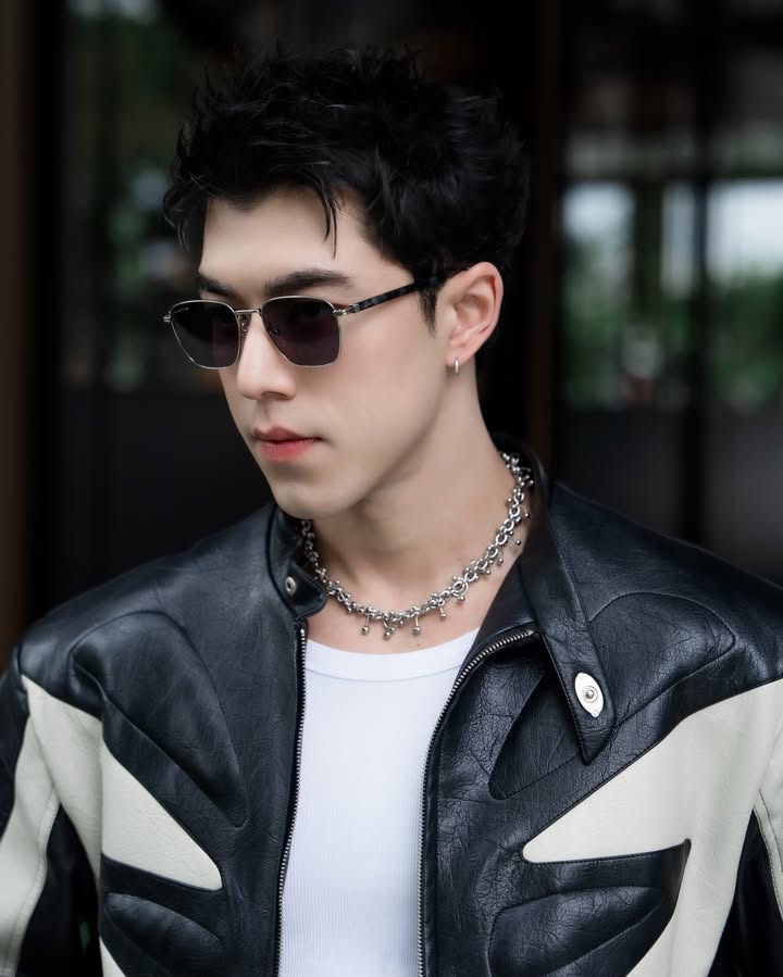 นาย - ณภัทร เสียงสมบุญ