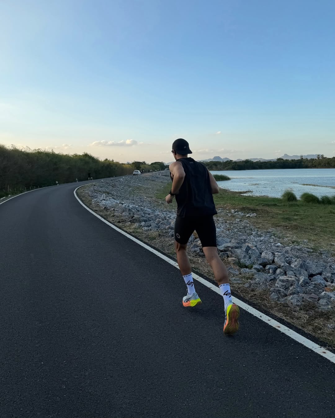 นาย - ณภัทร เสียงสมบุญ