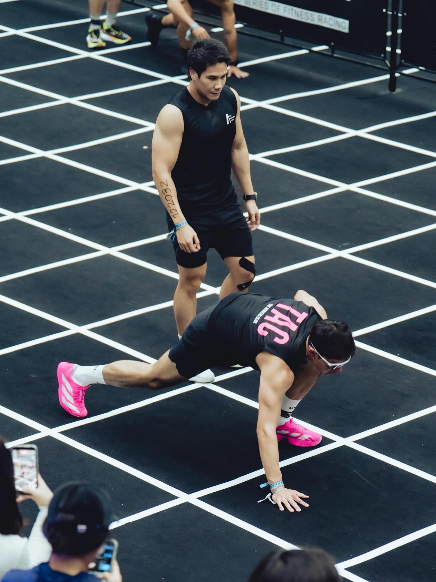 นาย - ณภัทร เสียงสมบุญ