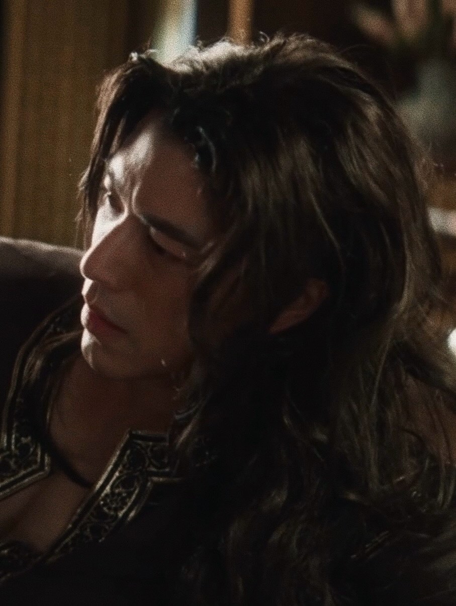 นาย - ณภัทร เสียงสมบุญ