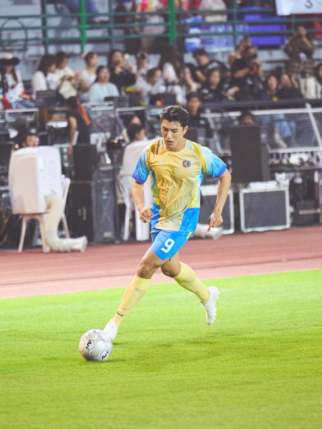 นาย - ณภัทร เสียงสมบุญ