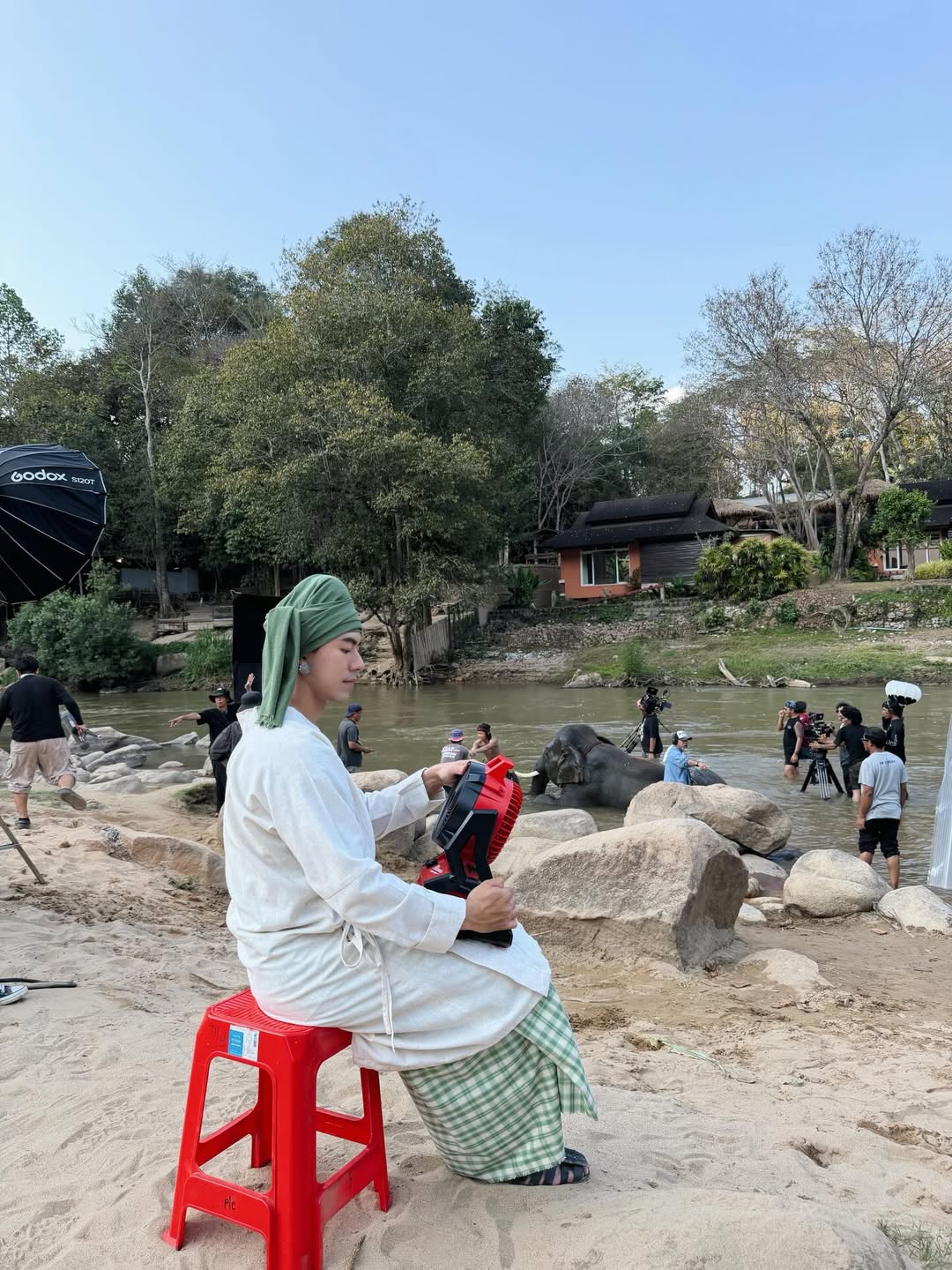 นาย - ณภัทร เสียงสมบุญ
