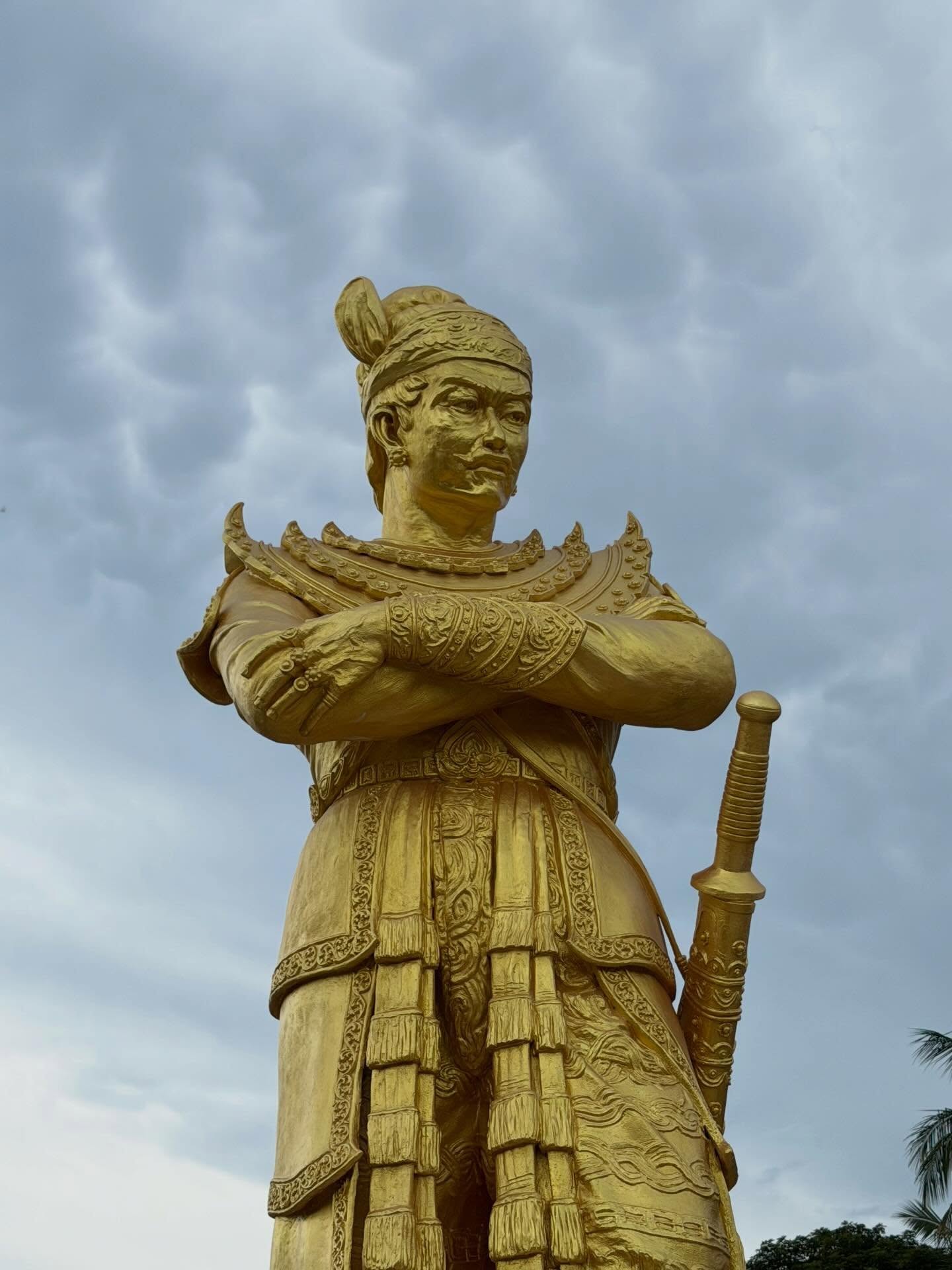 นาย - ณภัทร เสียงสมบุญ