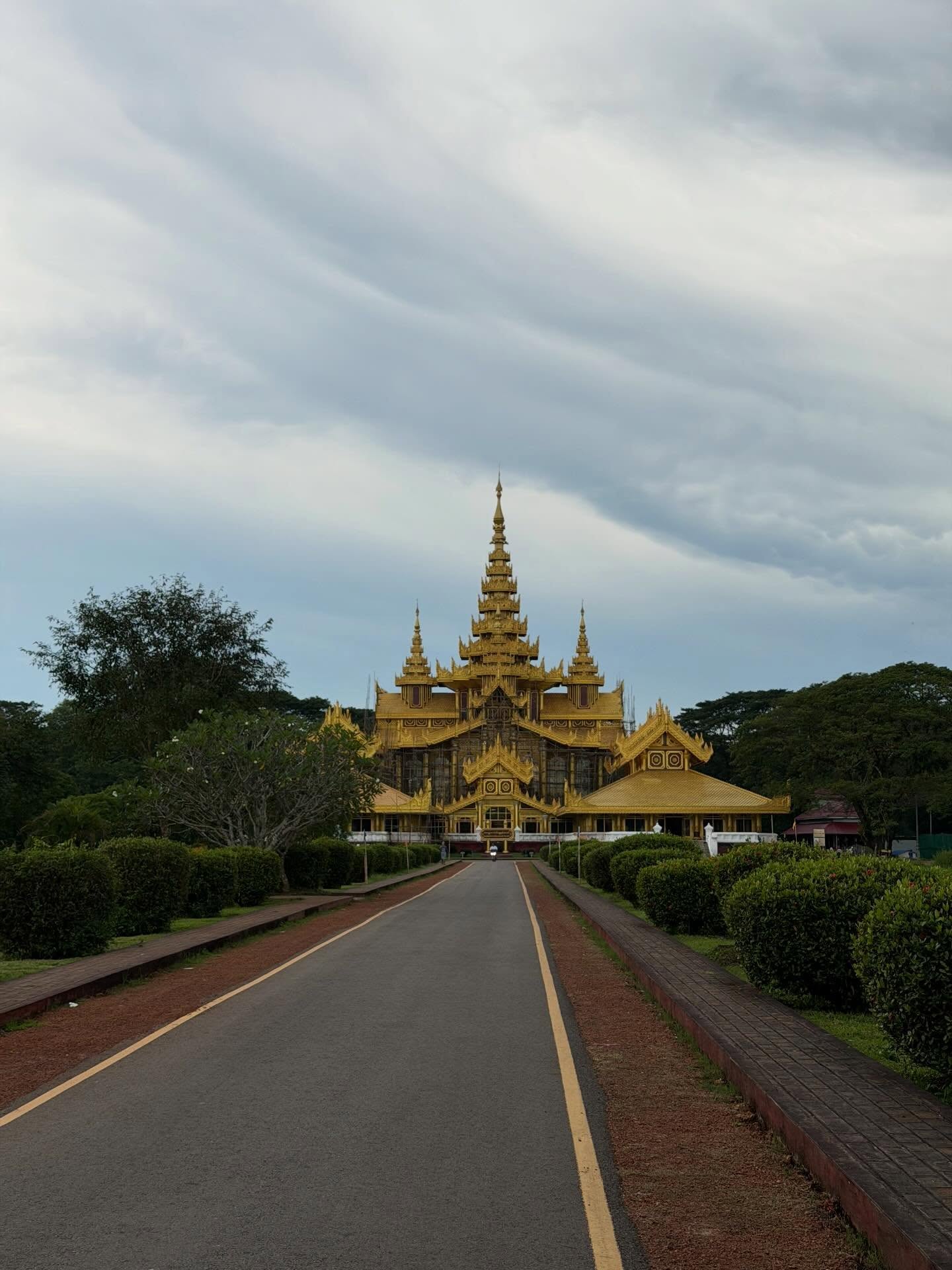 นาย - ณภัทร เสียงสมบุญ