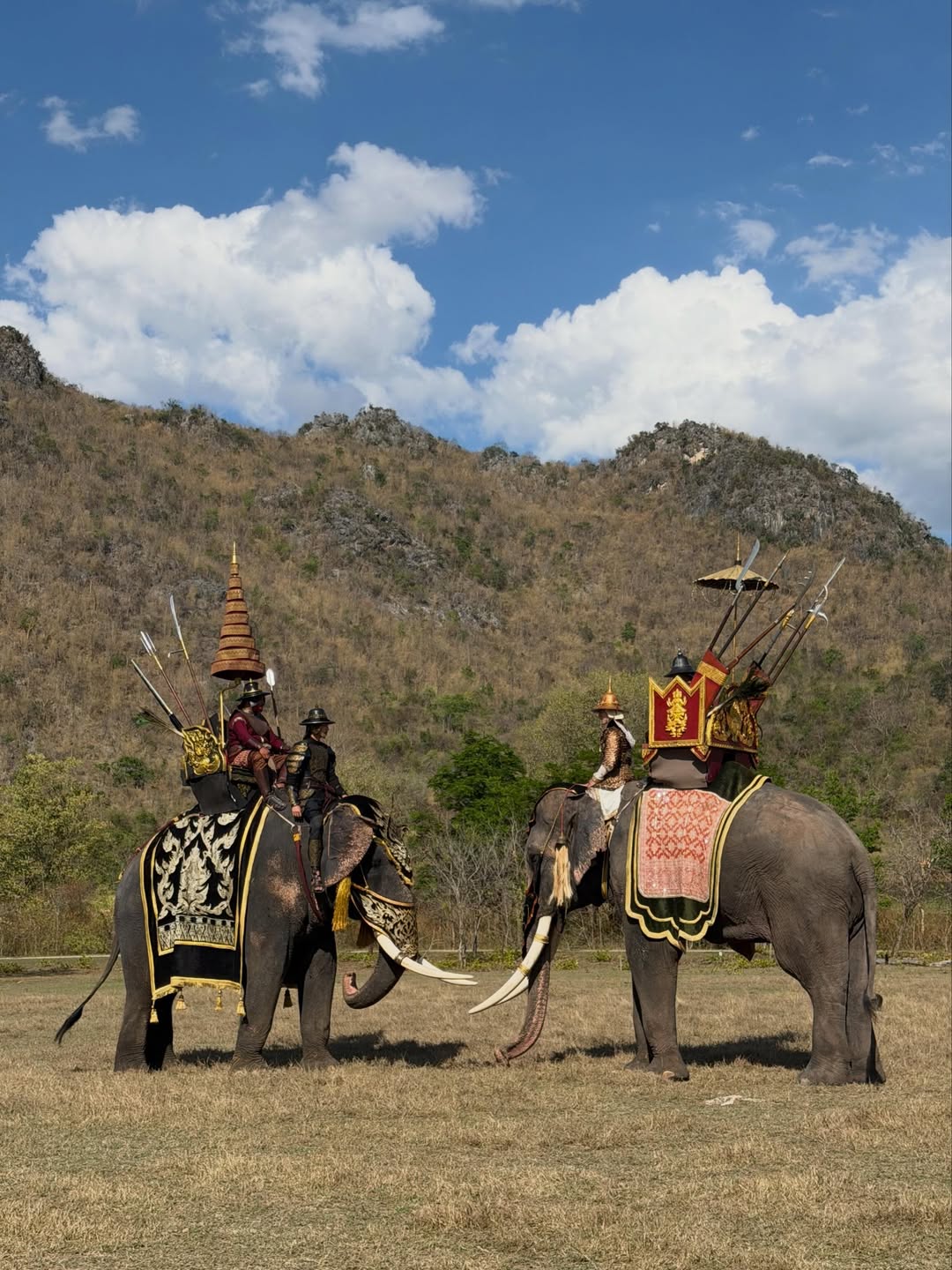 นาย - ณภัทร เสียงสมบุญ