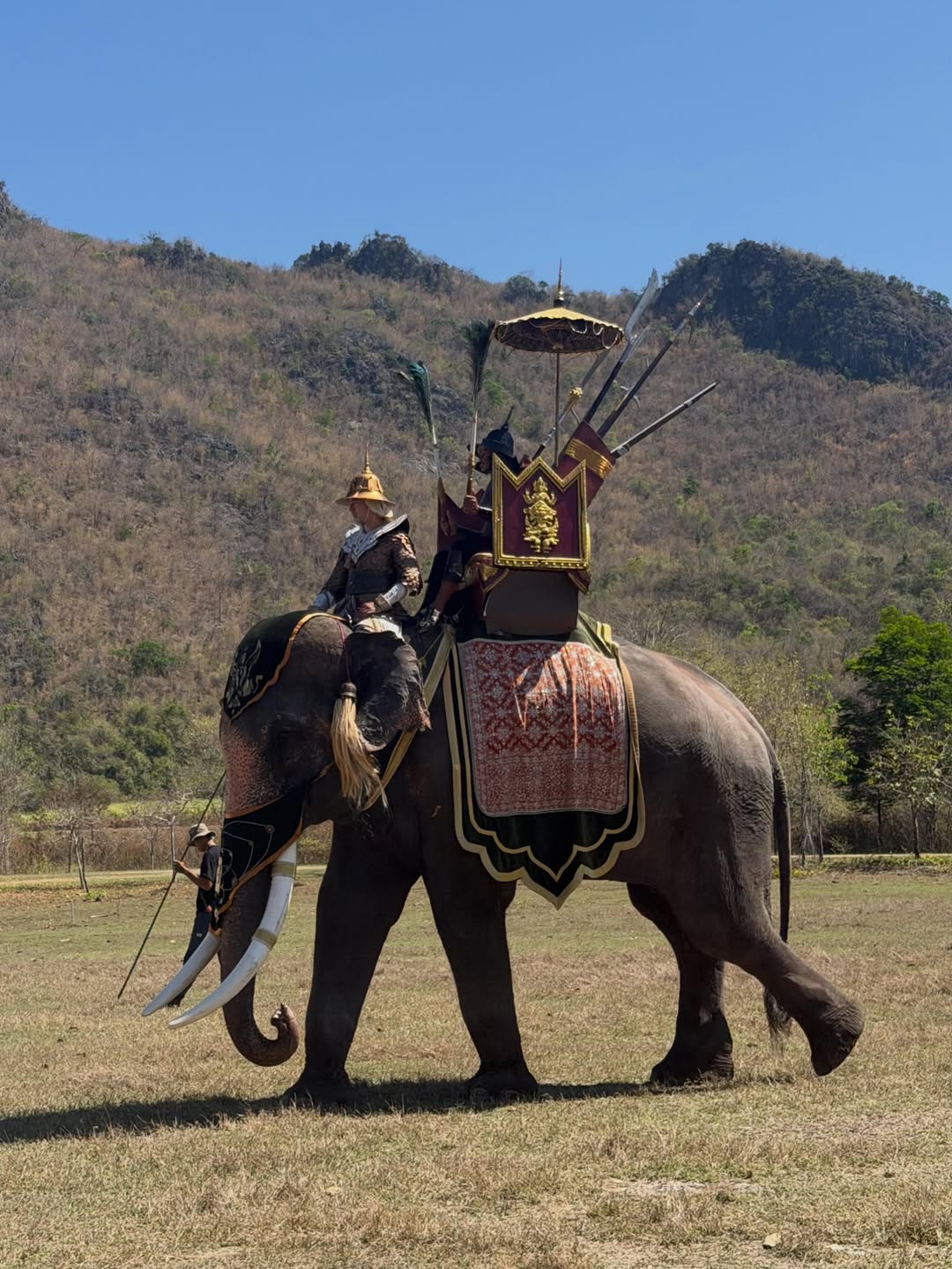 นาย - ณภัทร เสียงสมบุญ