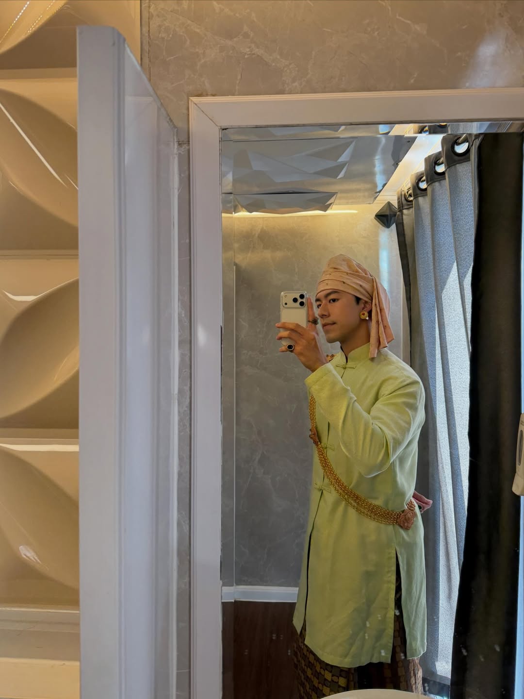 นาย - ณภัทร เสียงสมบุญ