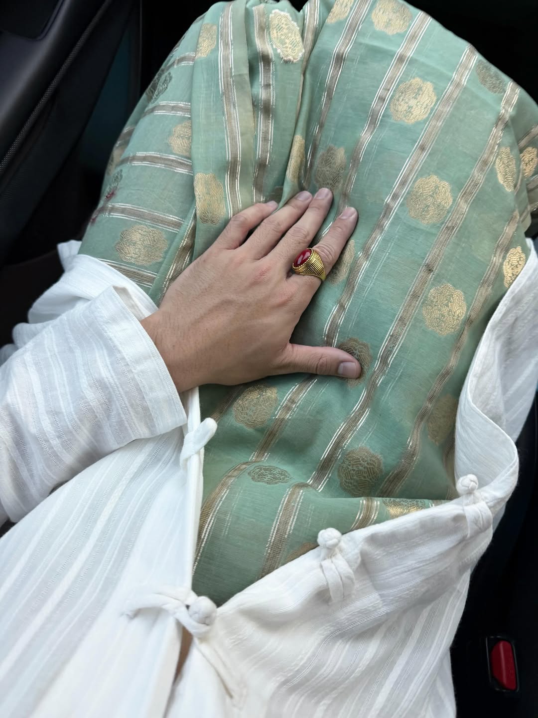 นาย - ณภัทร เสียงสมบุญ