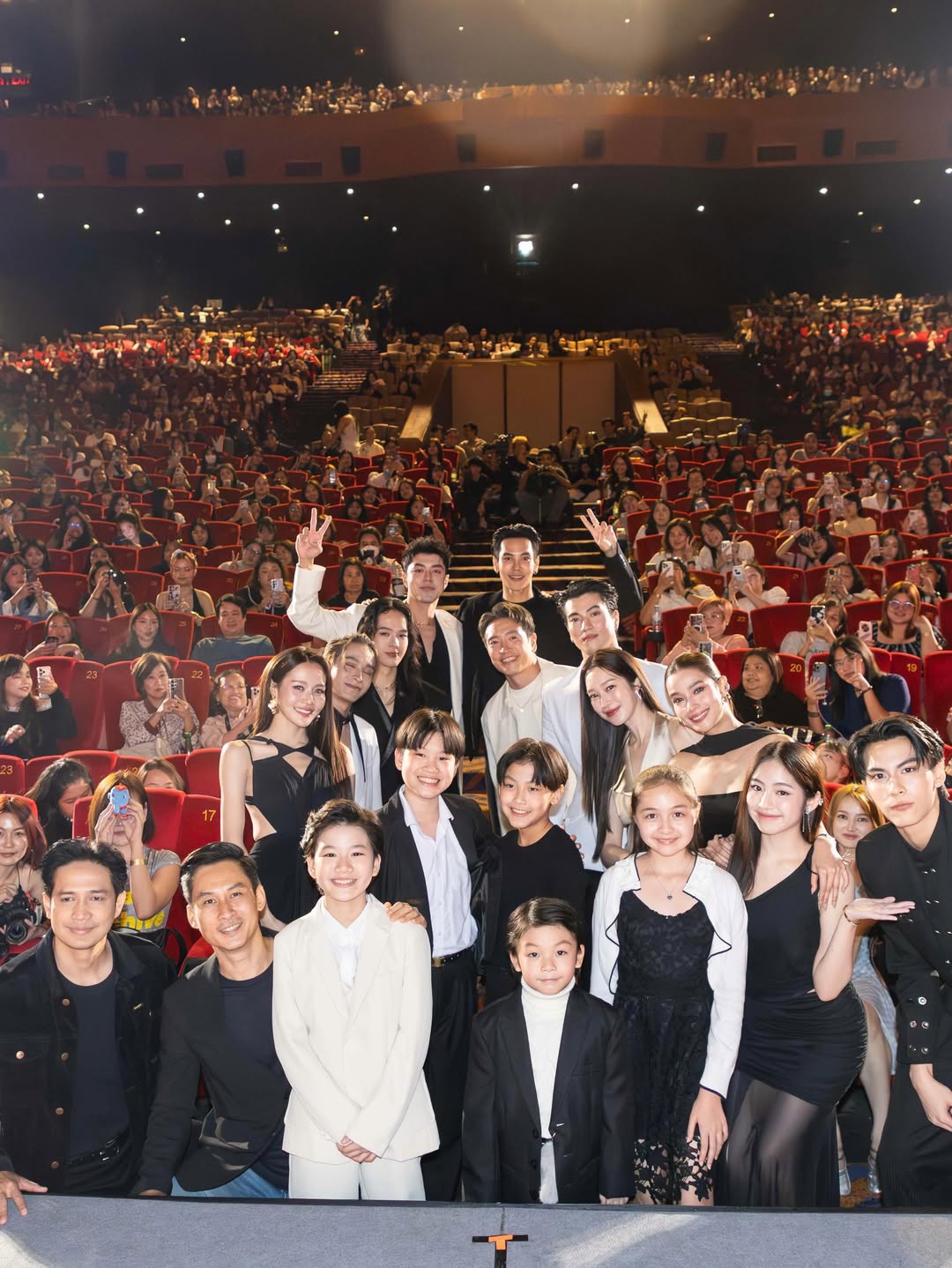 นาย - ณภัทร เสียงสมบุญ