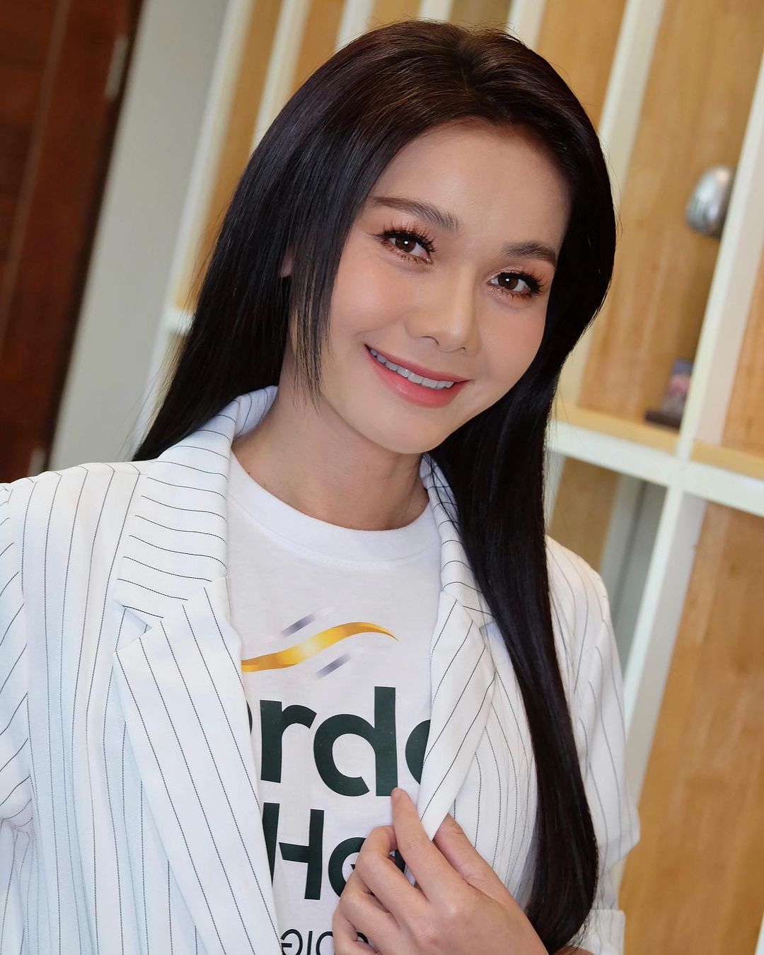 ต่าย - อรทัย ดาบคำ