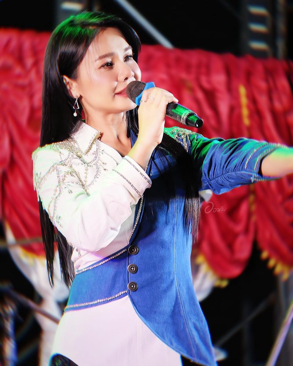 ต่าย - อรทัย ดาบคำ