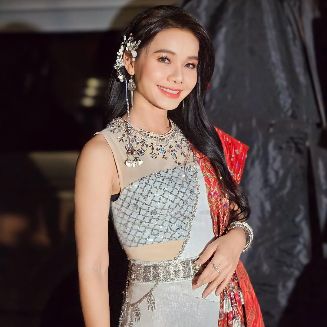 ต่าย - อรทัย ดาบคำ