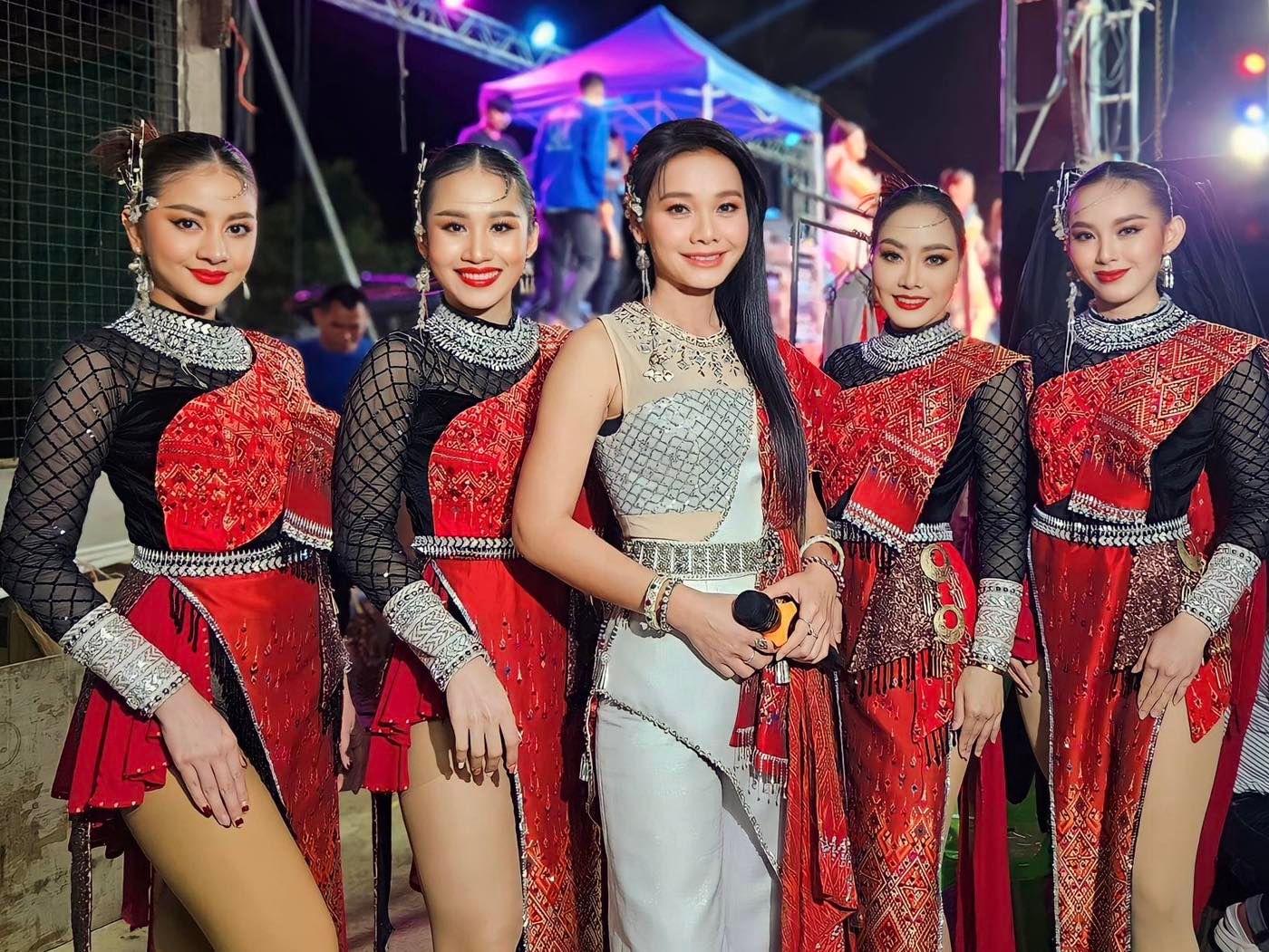 ต่าย - อรทัย ดาบคำ