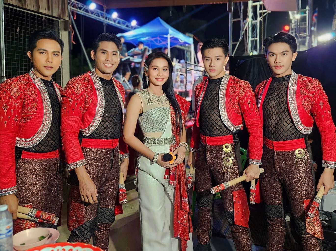 ต่าย - อรทัย ดาบคำ