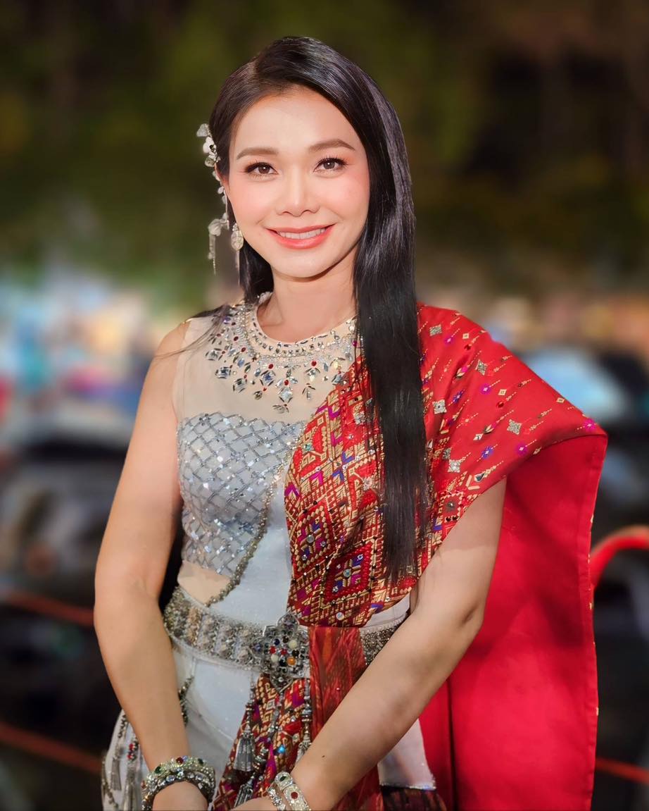 ต่าย - อรทัย ดาบคำ