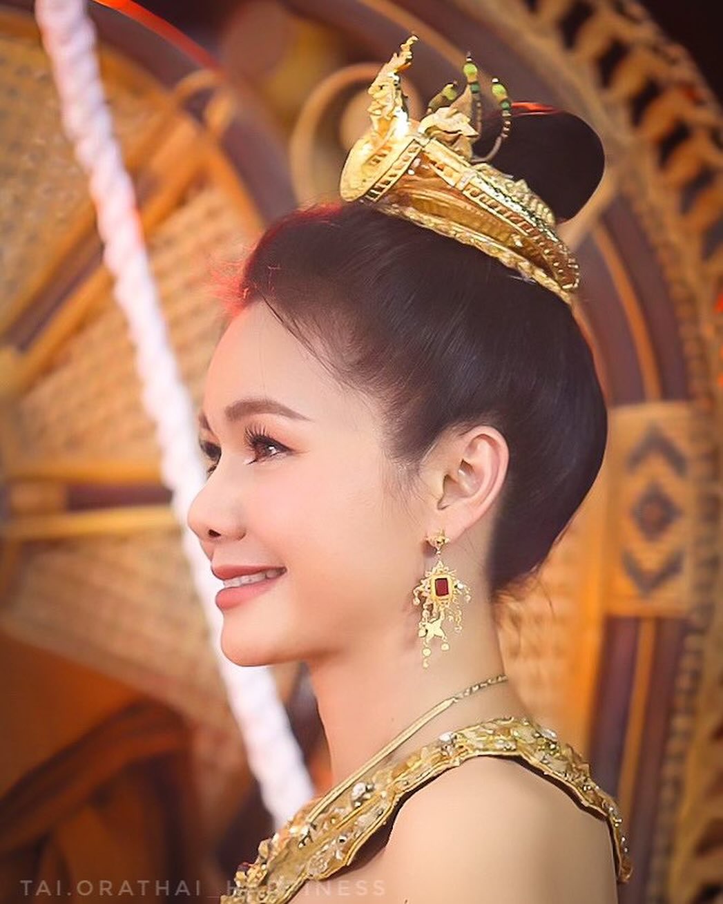 ต่าย - อรทัย ดาบคำ