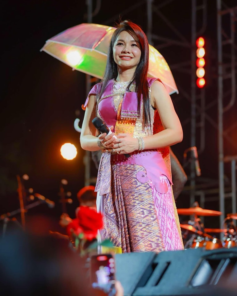 ต่าย - อรทัย ดาบคำ