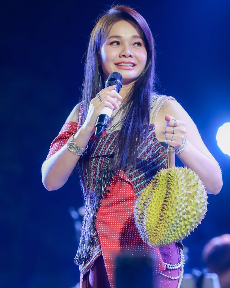 ต่าย - อรทัย ดาบคำ