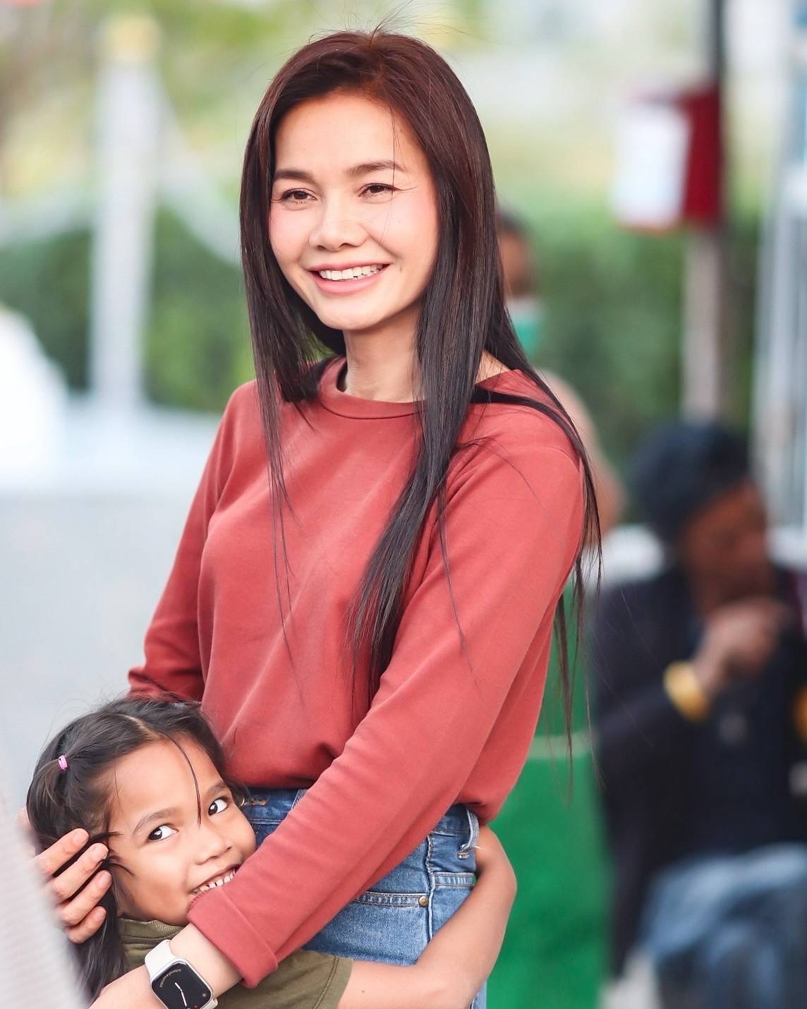 ต่าย - อรทัย ดาบคำ