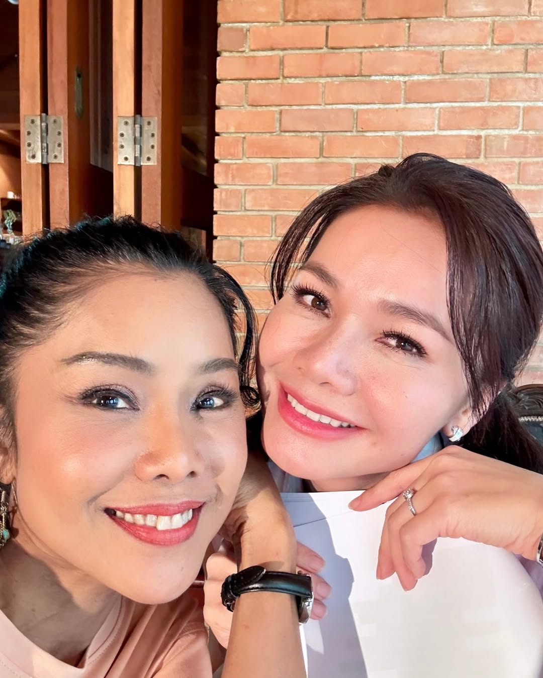ต่าย - อรทัย ดาบคำ