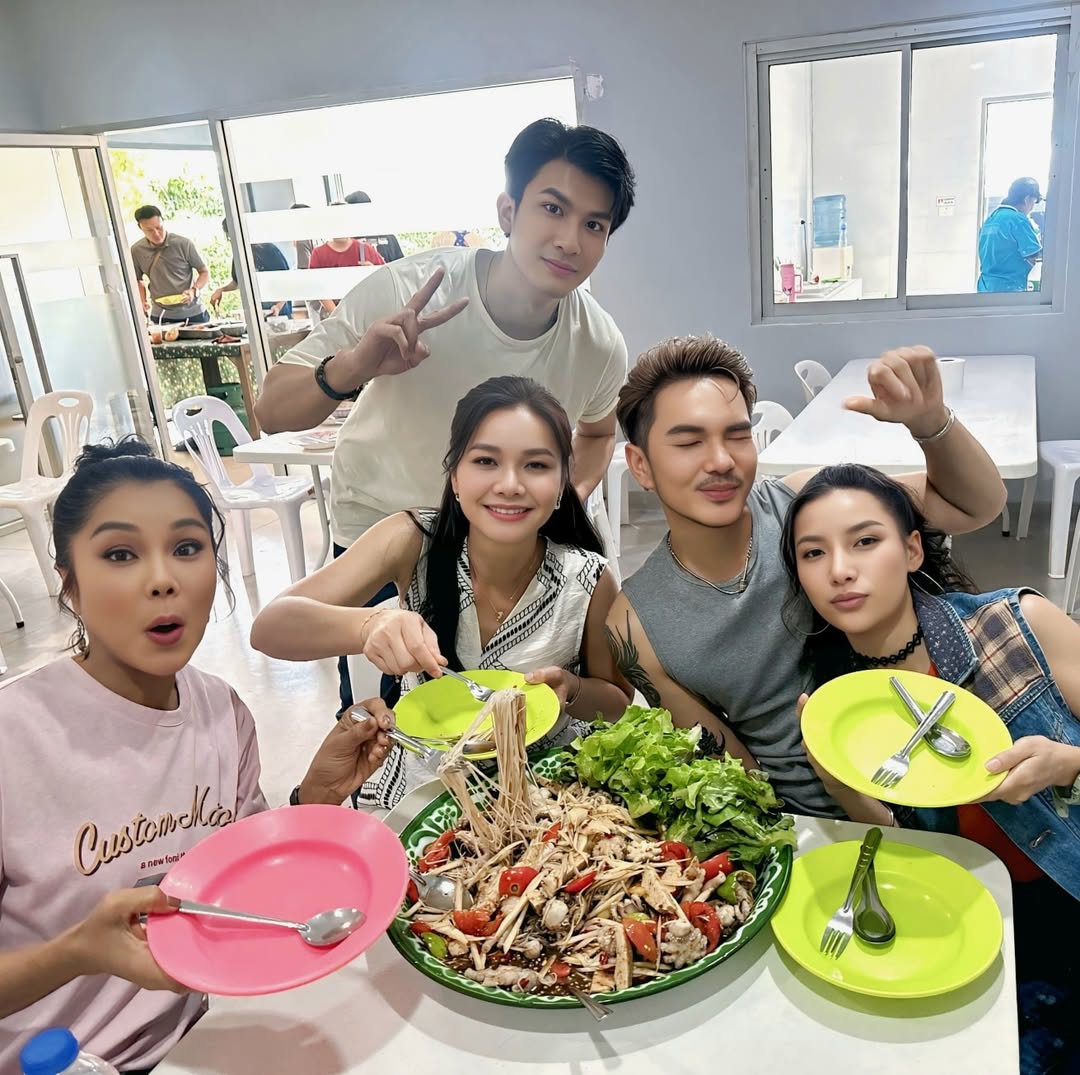 ต่าย - อรทัย ดาบคำ