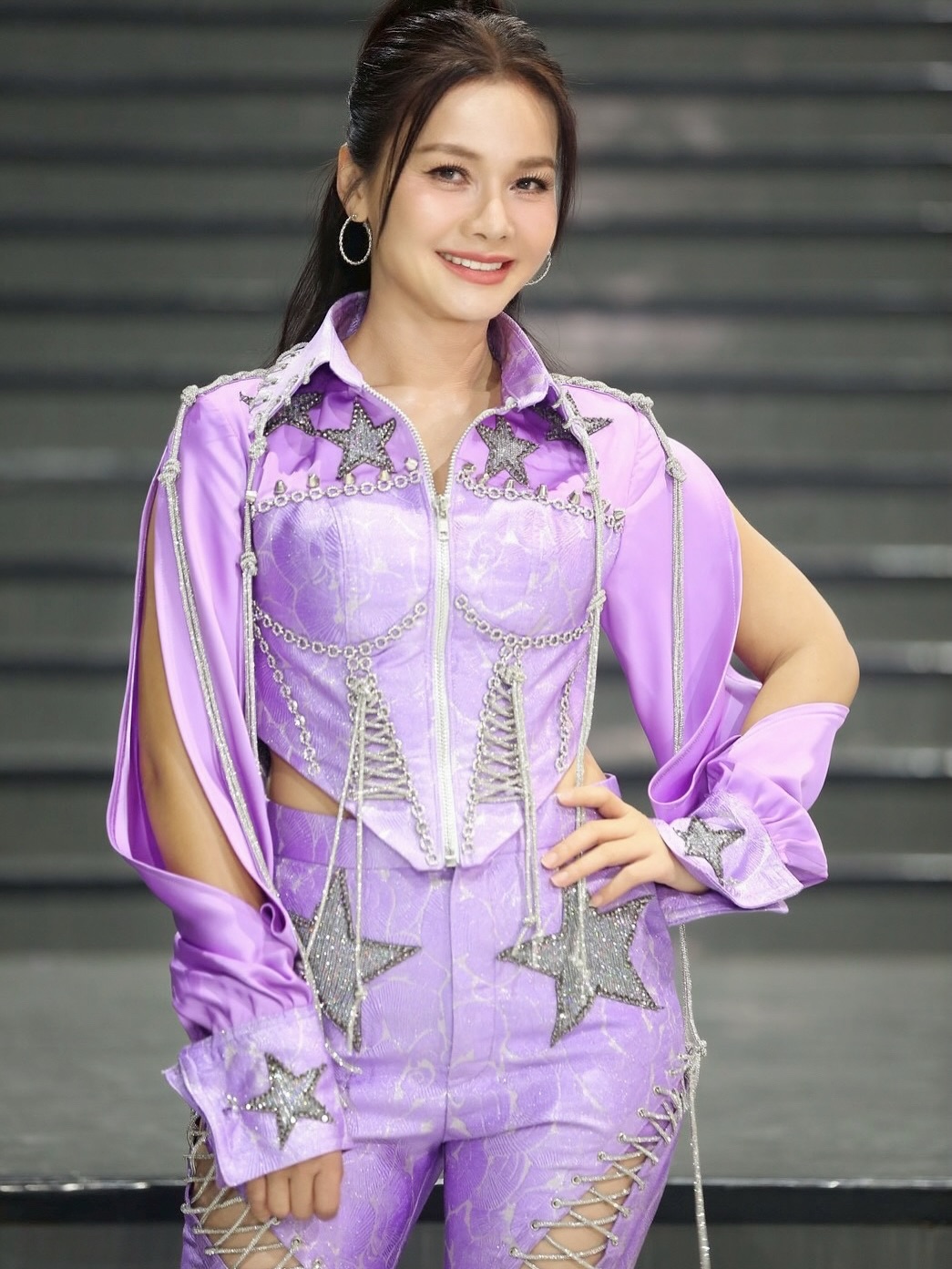 ต่าย - อรทัย ดาบคำ