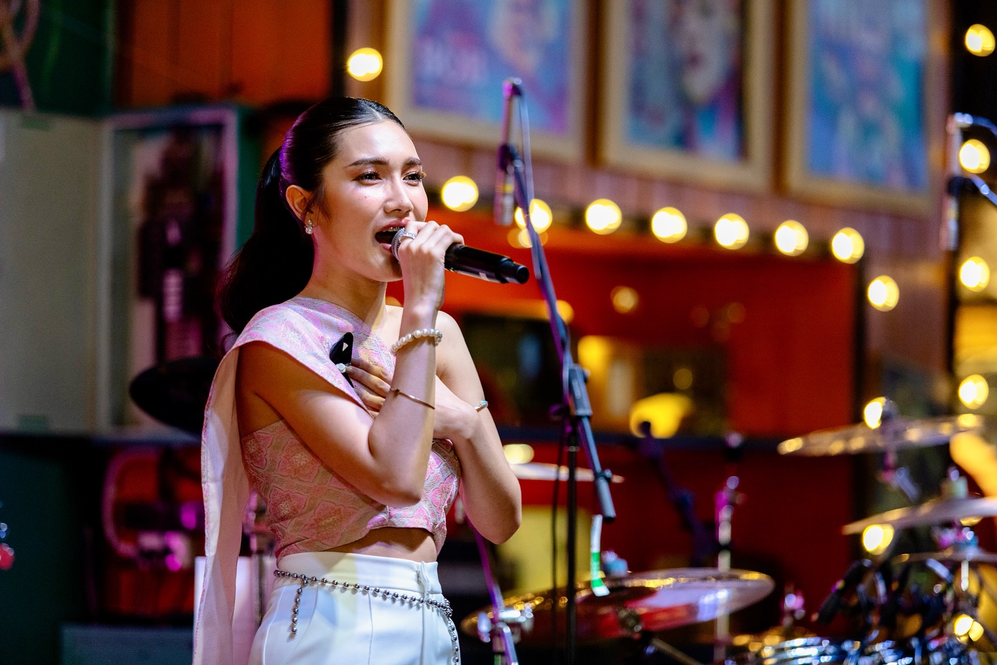 ต่าย - อรทัย ดาบคำ