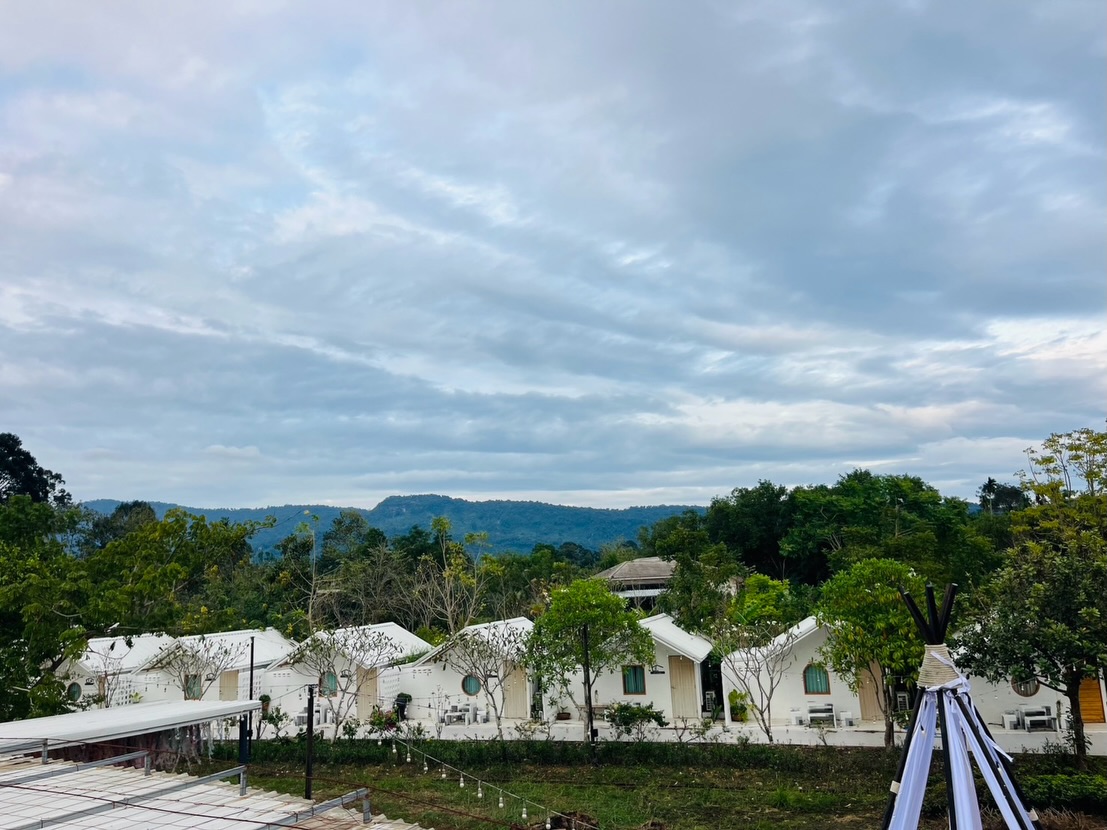 ต่าย - อรทัย ดาบคำ