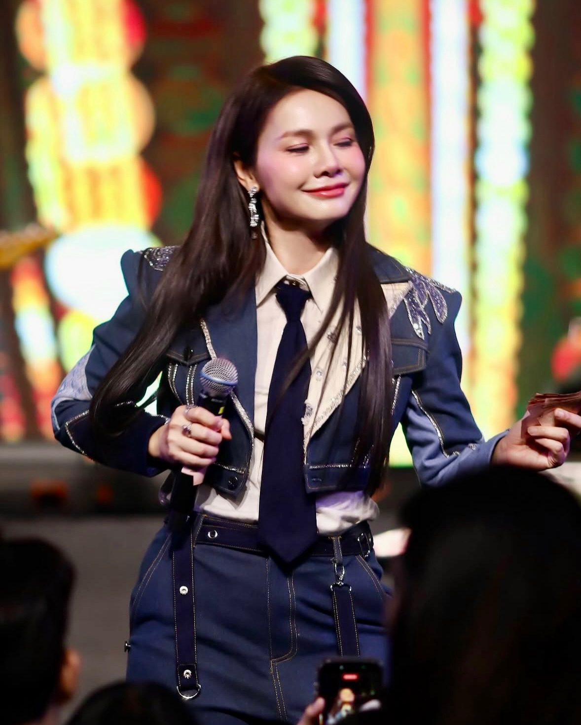 ต่าย - อรทัย ดาบคำ