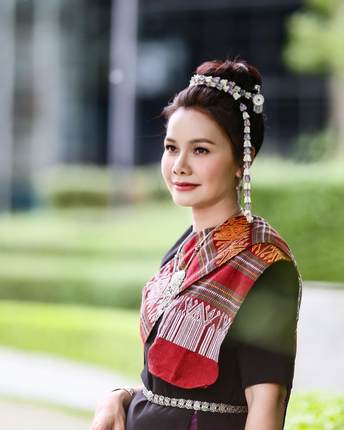 ต่าย - อรทัย ดาบคำ
