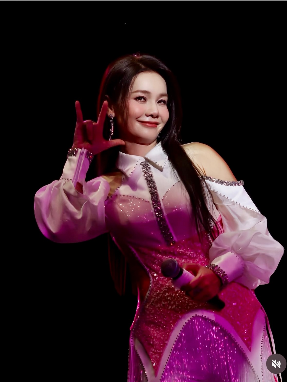 ต่าย - อรทัย ดาบคำ