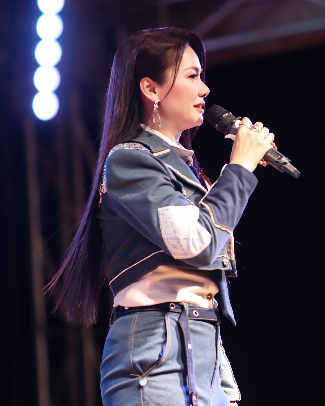 ต่าย - อรทัย ดาบคำ