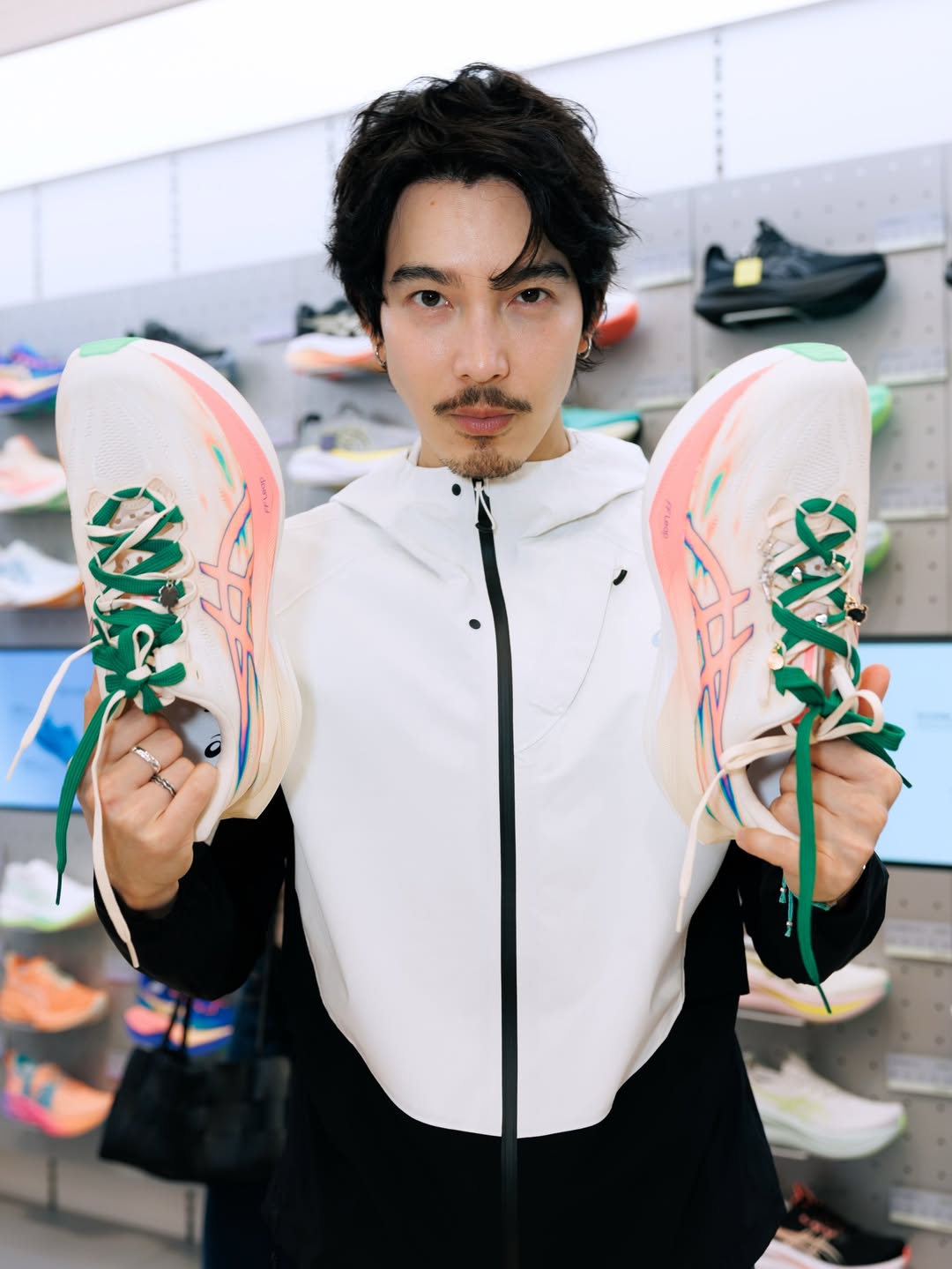 จี๋ - สุทธิรักษ์ ทรัพย์วิจิตร