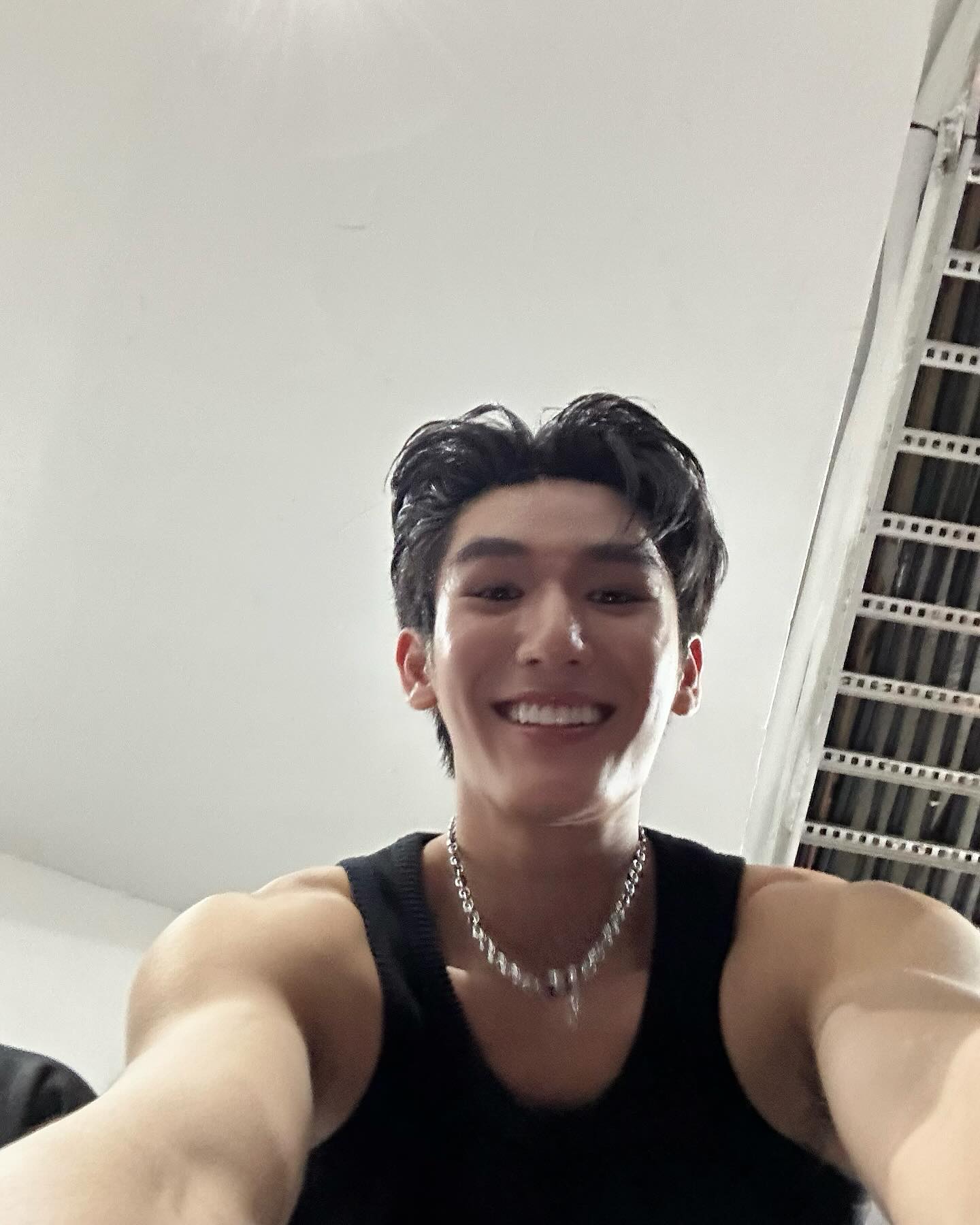 มอส - ภาณุวัฒน์ โสประดิษฐ