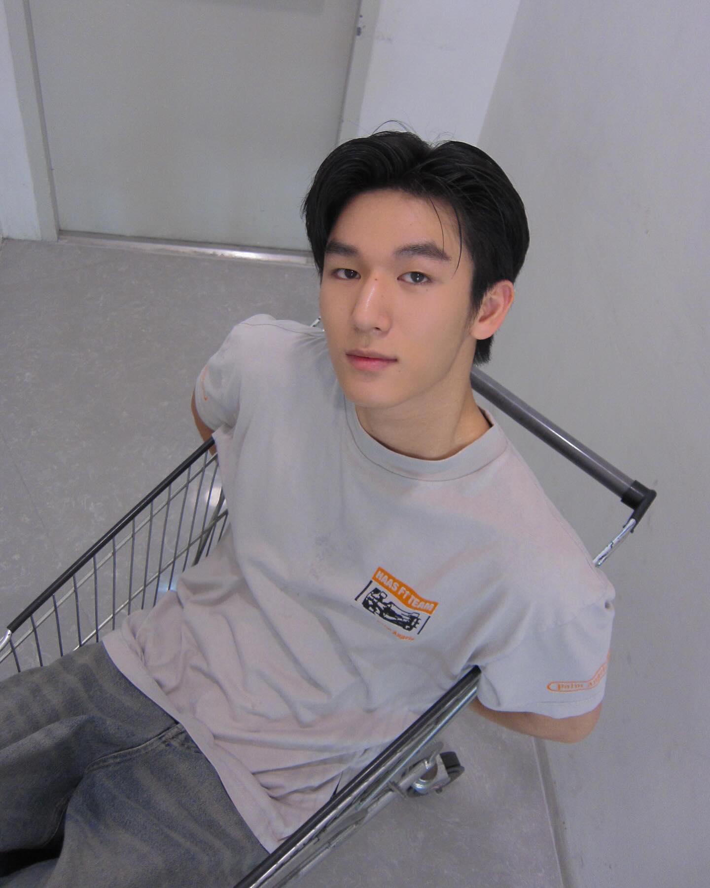 มอส - ภาณุวัฒน์ โสประดิษฐ