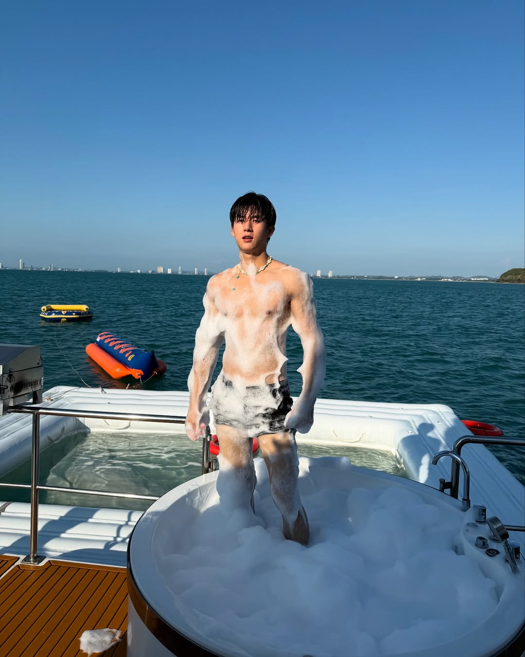 มอส - ภาณุวัฒน์ โสประดิษฐ