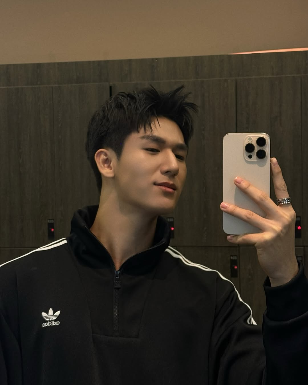 มอส - ภาณุวัฒน์ โสประดิษฐ