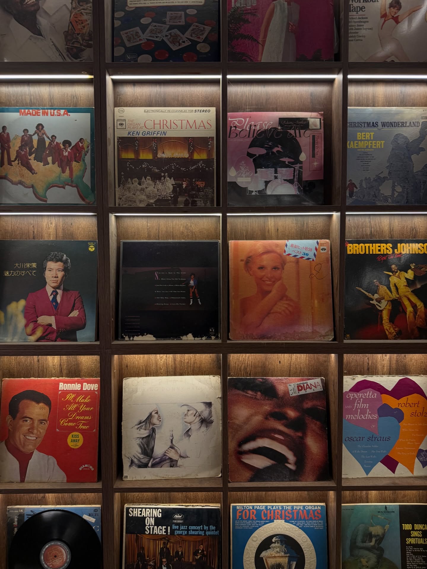 มอส - ภาณุวัฒน์ โสประดิษฐ