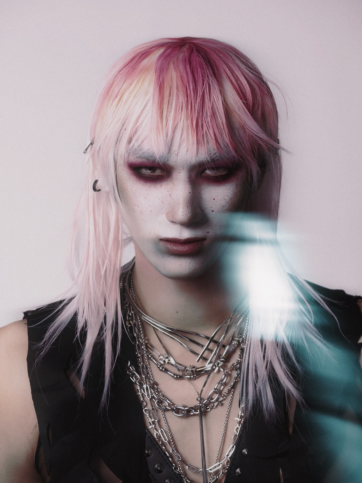 มอส - ภาณุวัฒน์ โสประดิษฐ