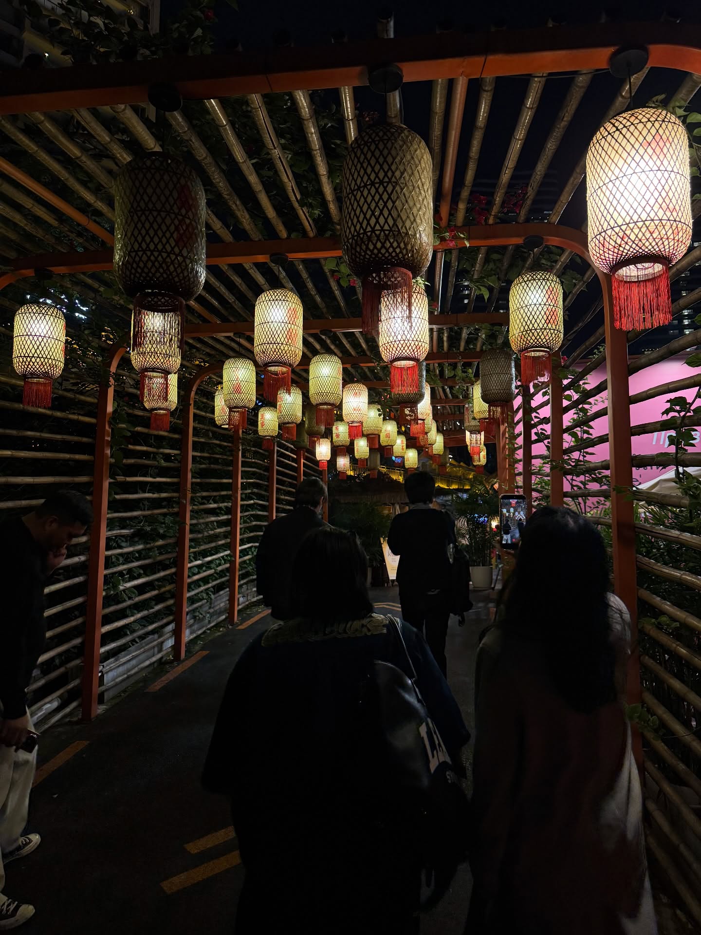 มอส - ภาณุวัฒน์ โสประดิษฐ