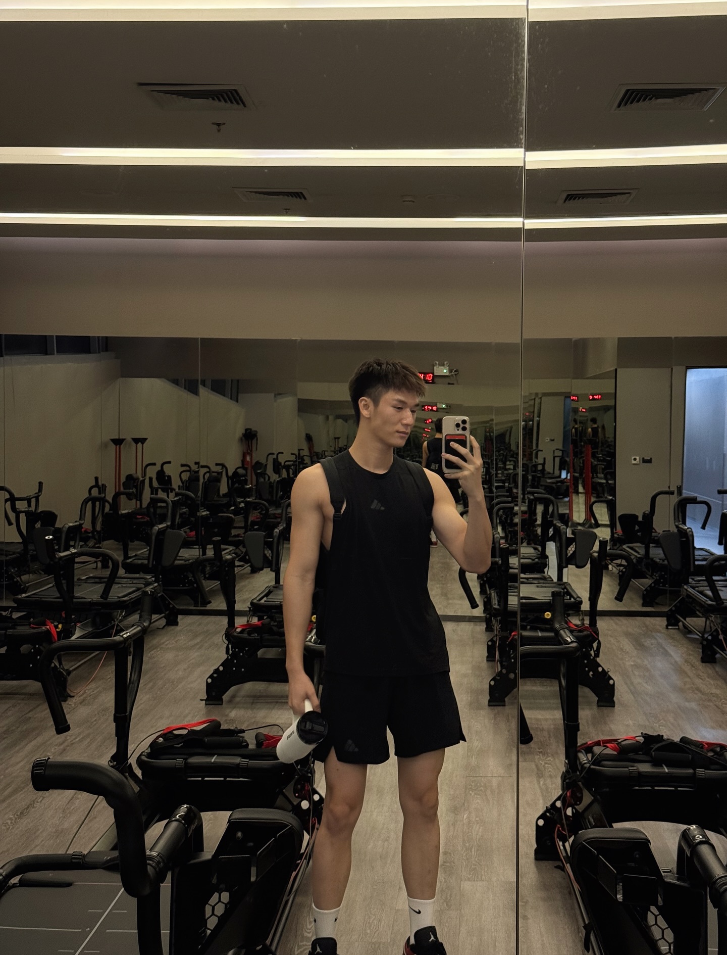 มอส - ภาณุวัฒน์ โสประดิษฐ