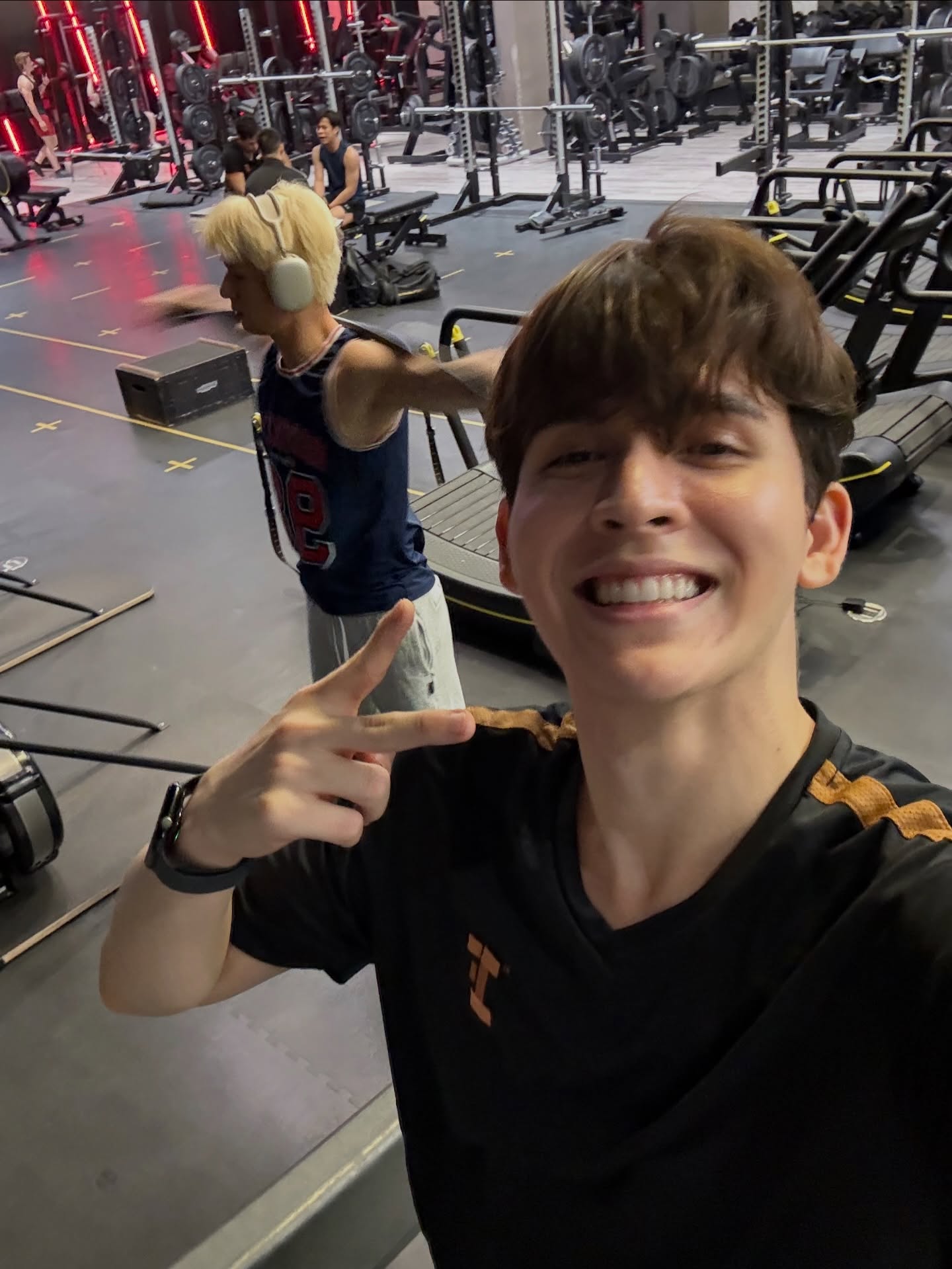 มอส - ภาณุวัฒน์ โสประดิษฐ