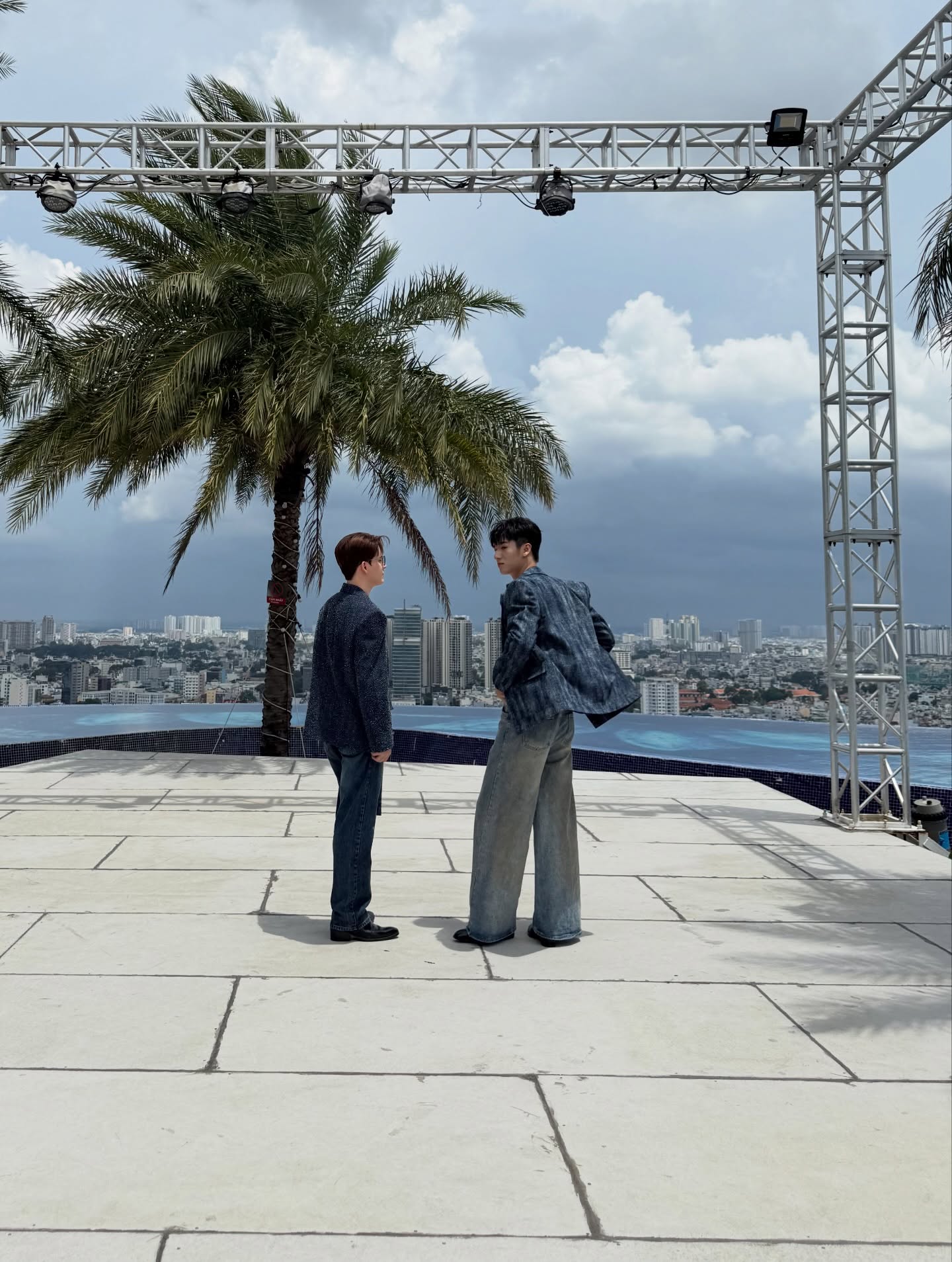 มอส - ภาณุวัฒน์ โสประดิษฐ