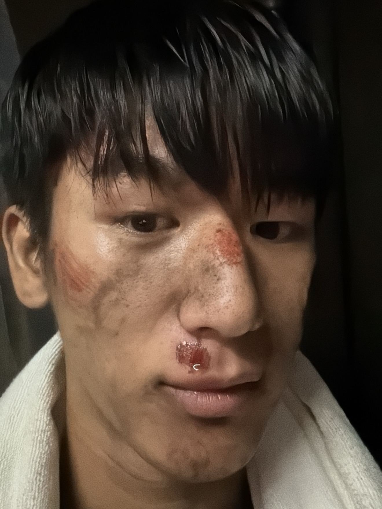 มอส - ภาณุวัฒน์ โสประดิษฐ