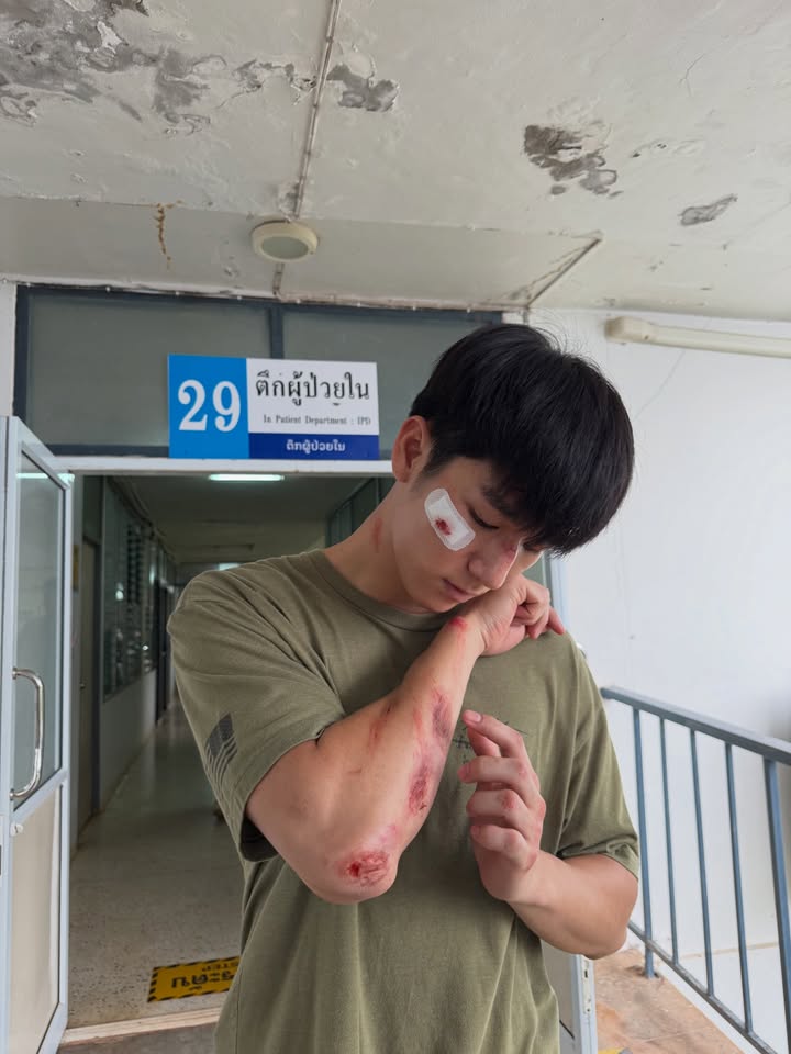 มอส - ภาณุวัฒน์ โสประดิษฐ