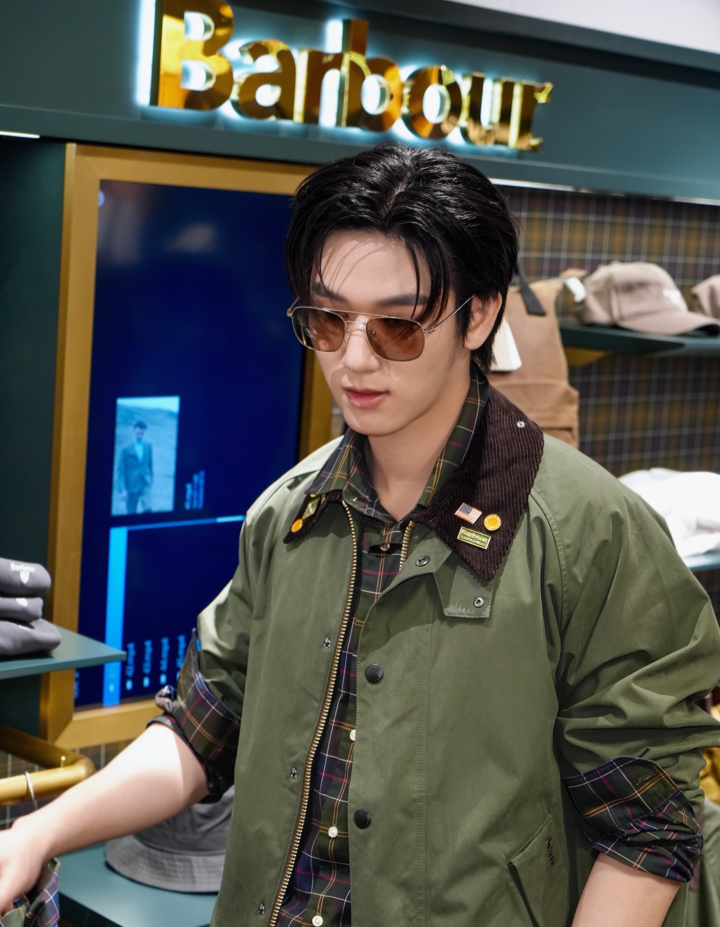 มอส - ภาณุวัฒน์ โสประดิษฐ