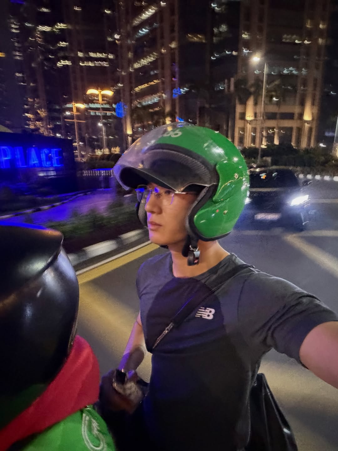 มอส - ภาณุวัฒน์ โสประดิษฐ