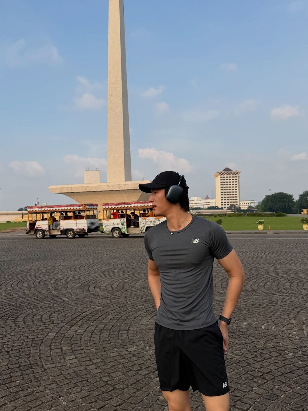 มอส - ภาณุวัฒน์ โสประดิษฐ