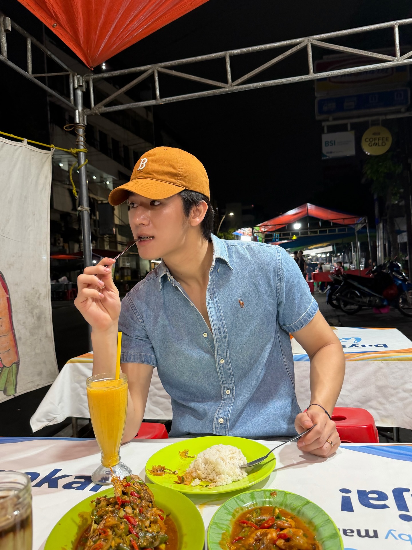 มอส - ภาณุวัฒน์ โสประดิษฐ